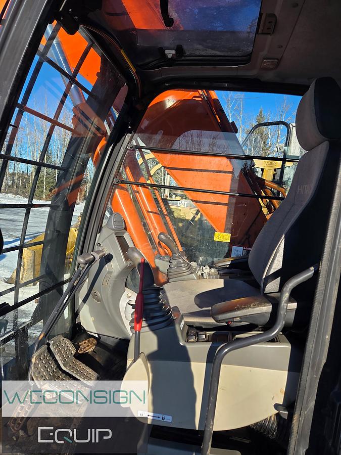 Used 2014 Hitachi ZX210LC-5N Excavator