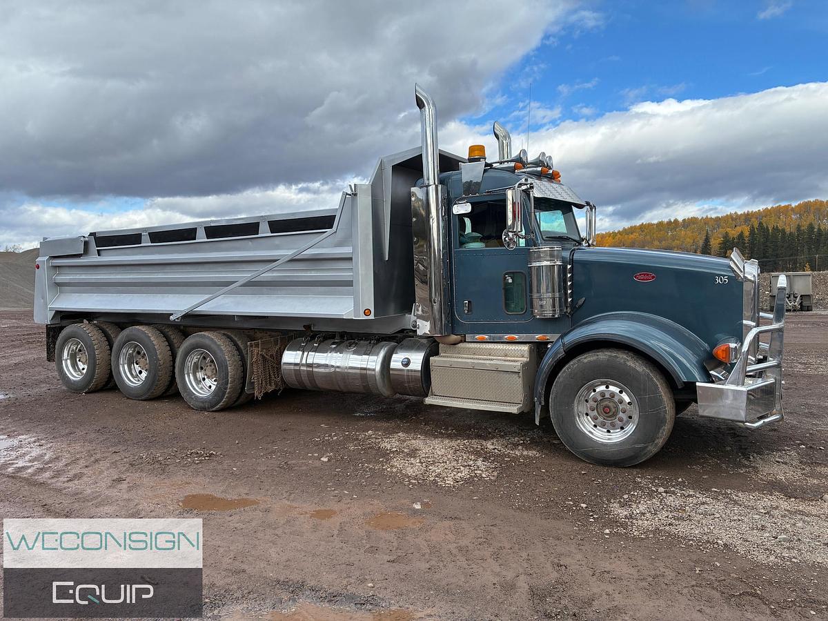 Used 2014 Peterbilt 367 Dump Truck