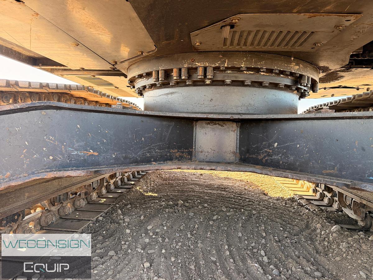 Used 2015 Hitachi 225US Excavator