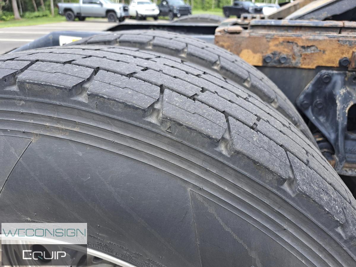 Used 2022 Peterbilt 389