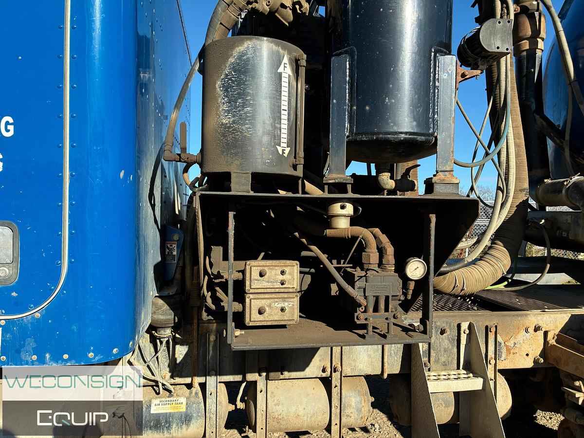 Used 2007 Peterbilt 378 Semi Vacuum Truck and Trailer