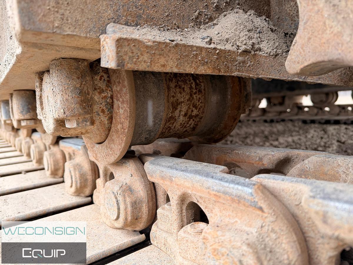 Used 2014 Hitachi ZX210LC-5N Excavator