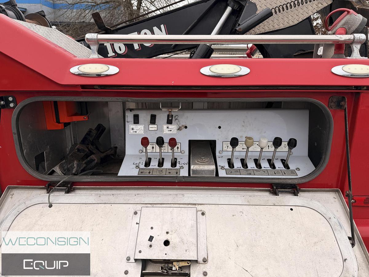 Used 2014 Freightliner M2106 Tow Truck/ Wrecker Truck