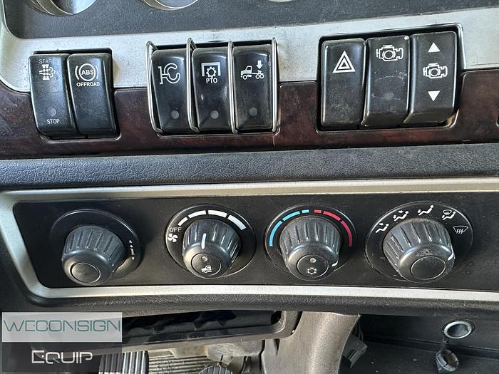 Used 2012 Kenworth T800 Tri-Drive TC407 Tank Truck - #02042