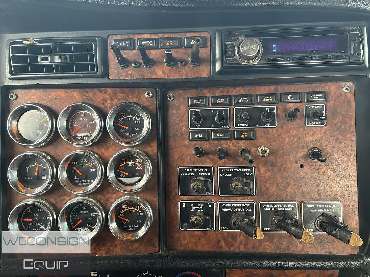 Used 2005 Kenworth T800 Heavy Haul Truck Tractor