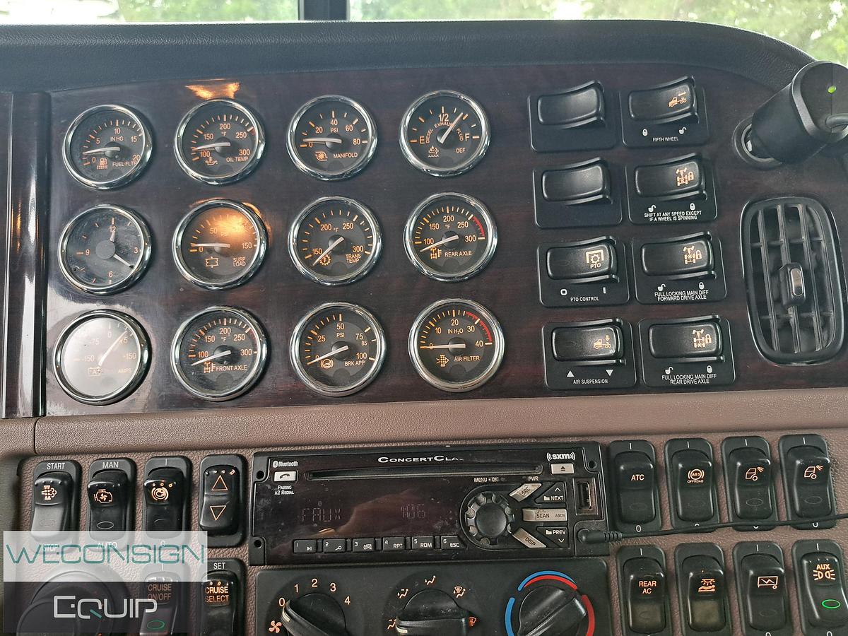 Used 2021 Peterbilt 389 Long Nose