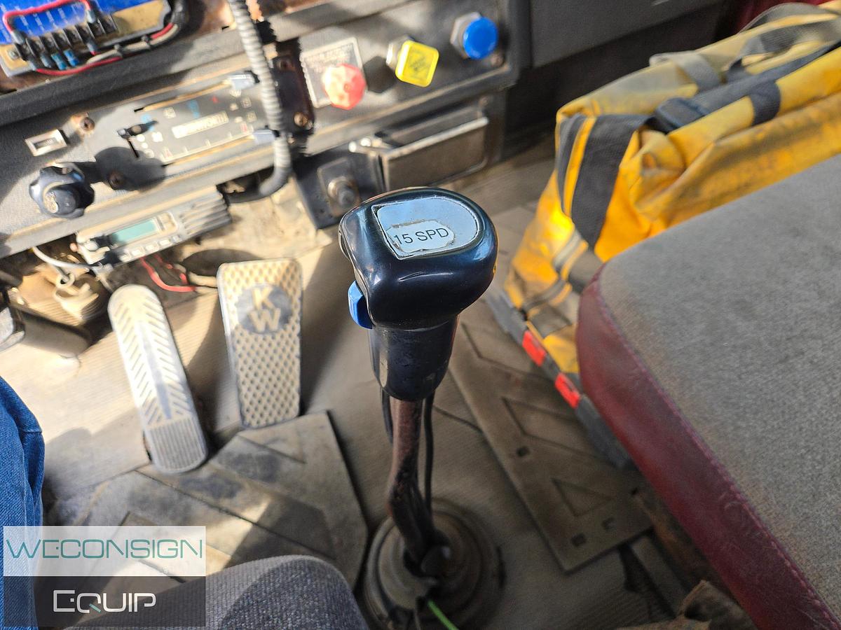 Used 1988 Kenworth T800 TA Water Truck