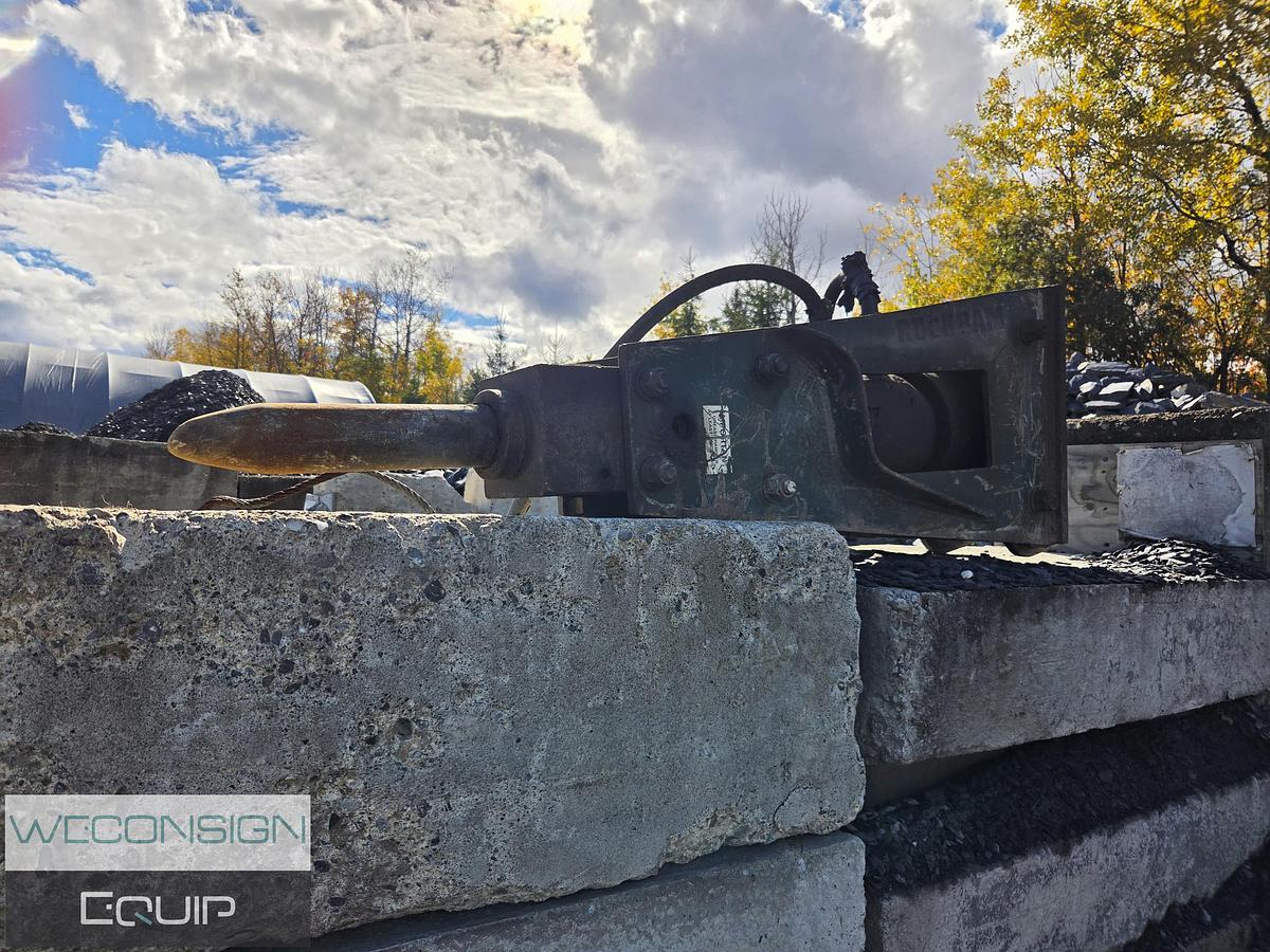 Used 2016 Volvo EXR58D Excavator