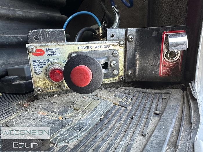 Used 2004 Kenworth T800 36Ton Knuckle Picker