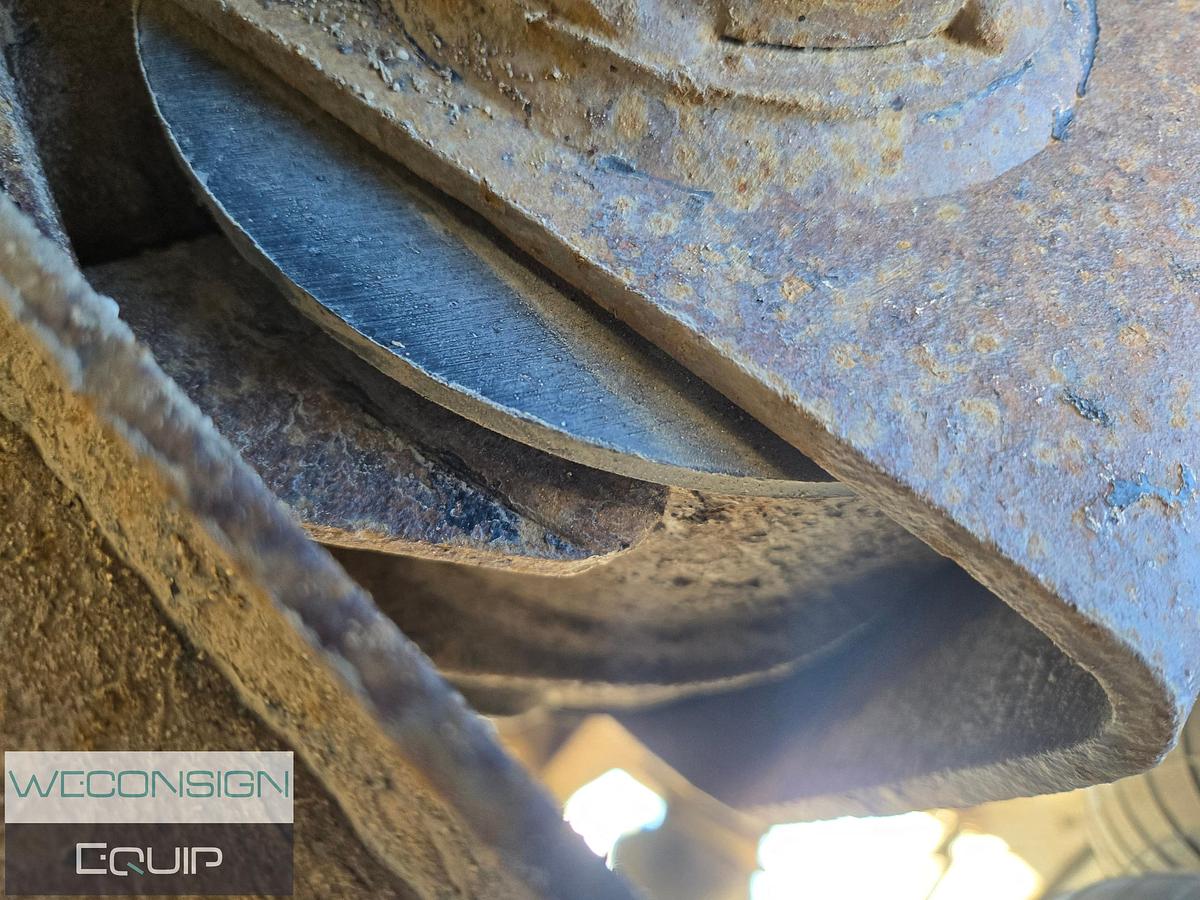 Used 2013 Midland 32'