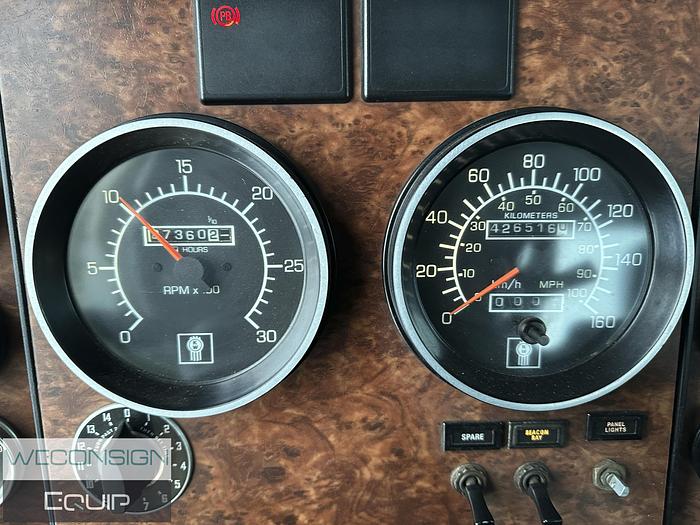 Used 2004 Kenworth C500B Bed Truck