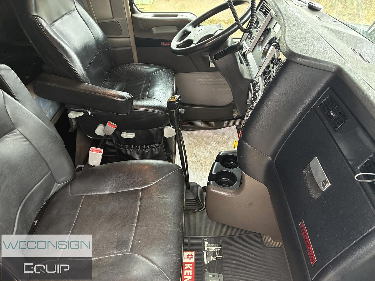 Used 2020 Kenworth W900B Logging Truck