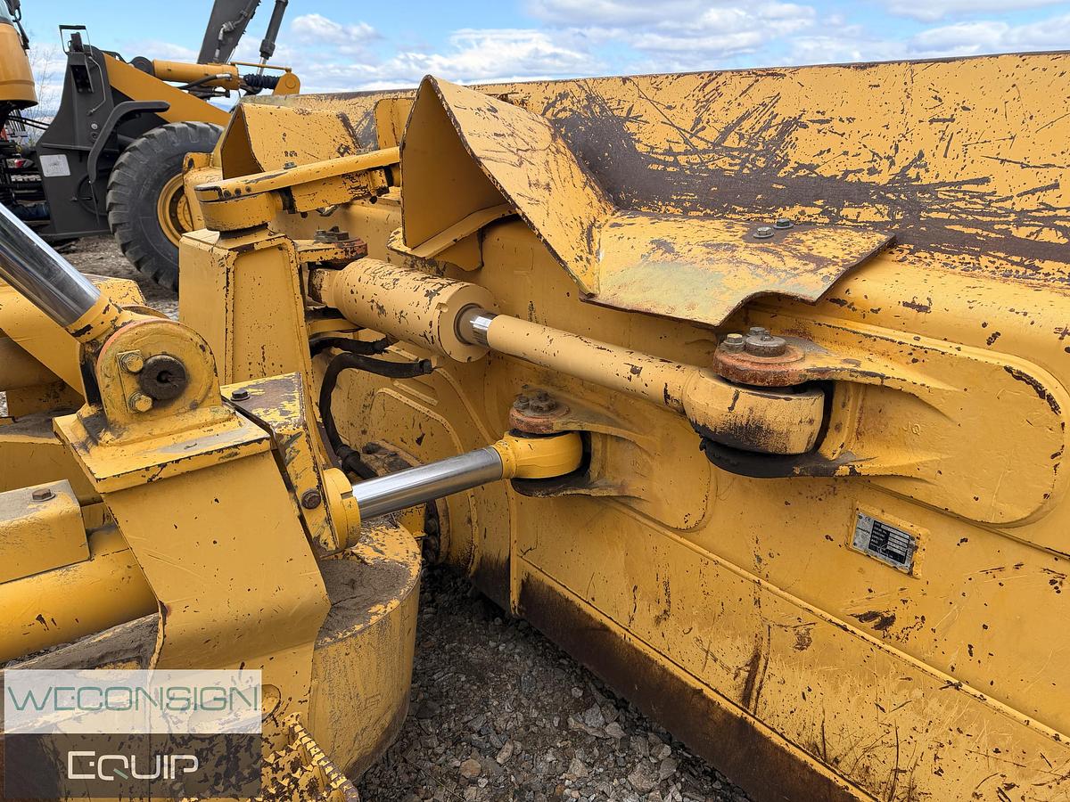 Used 2014 Komatsu D65i Dozer
