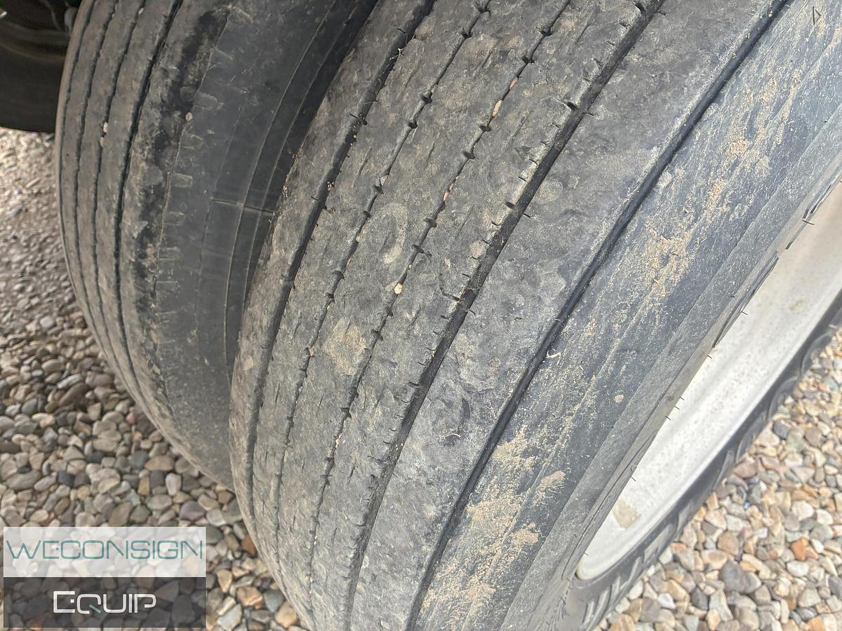 Used 2010 Kenworth SMV01