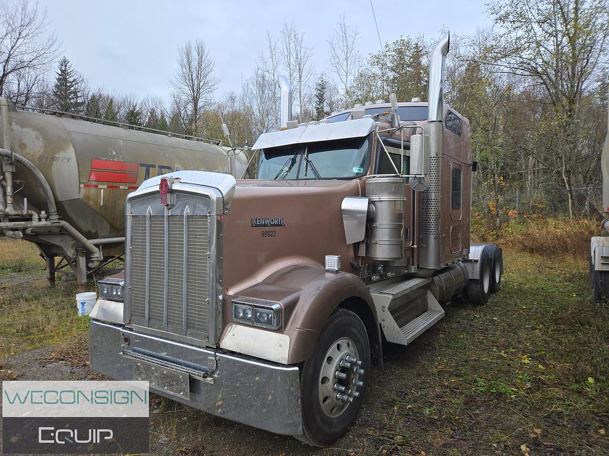 Used 2009 Kenworth W900L TA Sleeper Truck Tractor
