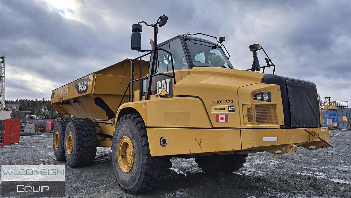 Used 2017 CAT 745C