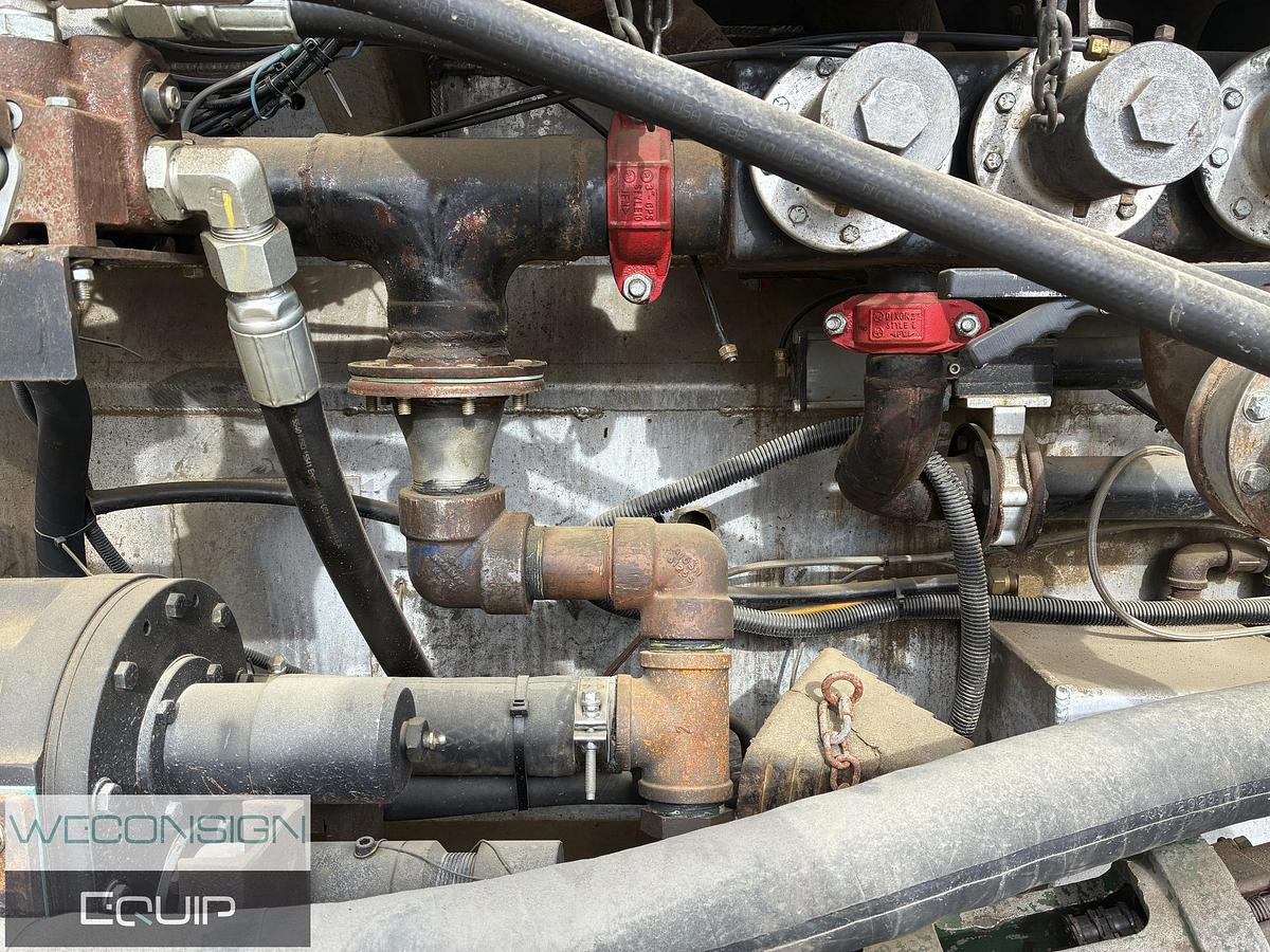 Used 2011 Freightliner Coronado SD Fuel and Lube Truck