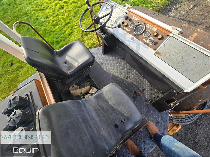 Used 1990 Case 1102D