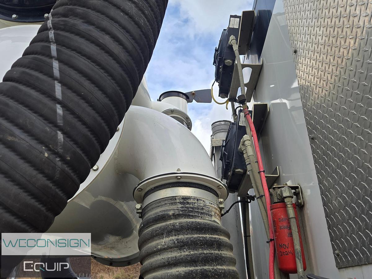 Used 2020 Peterbilt 567 Tri Drive Hydro Excavator