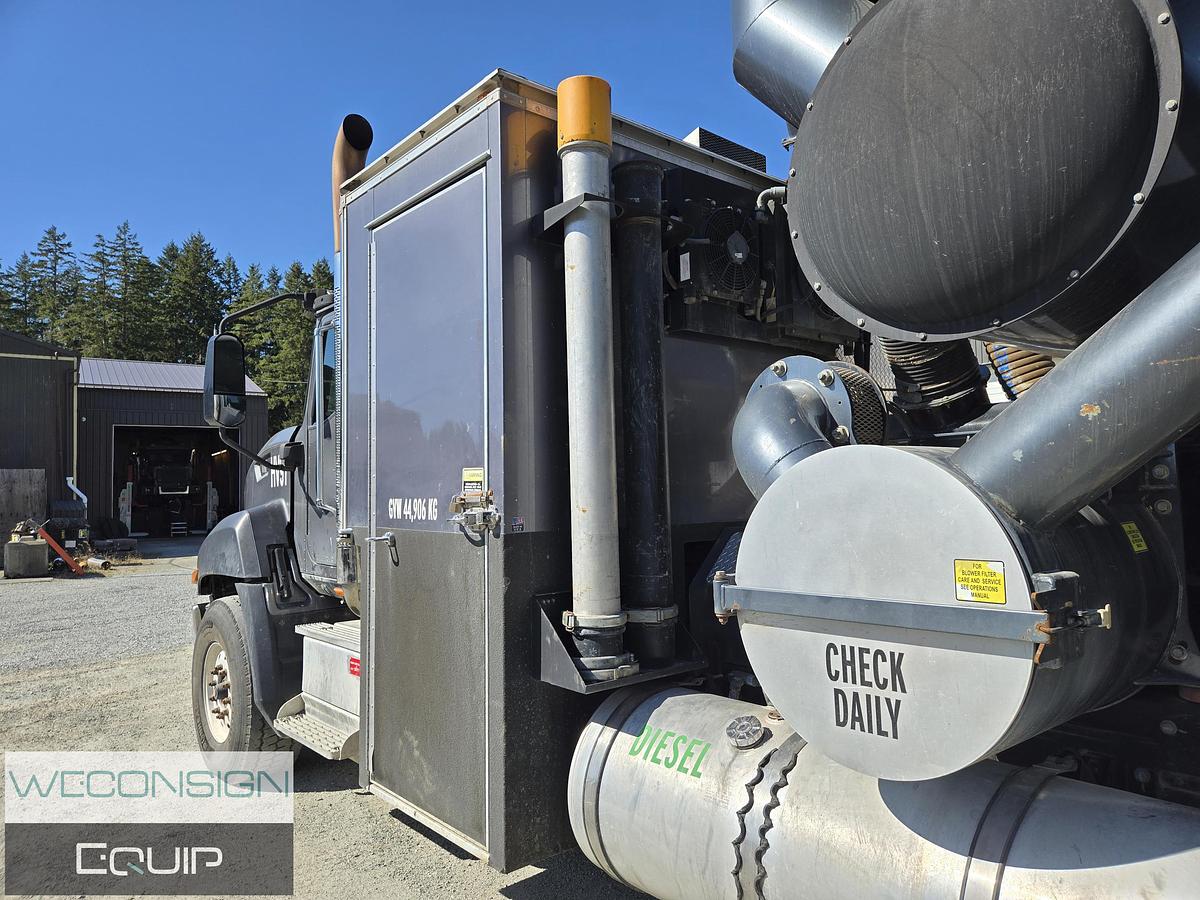 Used 2015 CAT Hydro Excavator