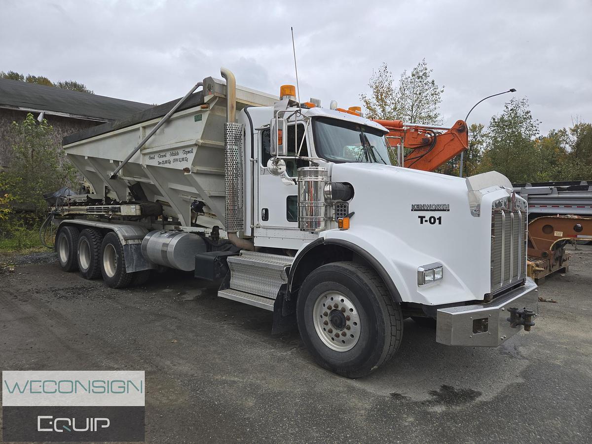 Used 2008 Kenworth T800 Tri Drive Stone Slinger