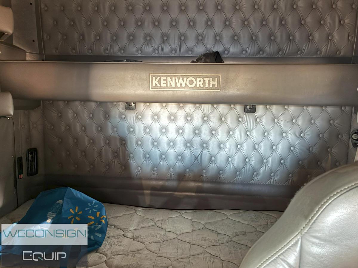 Used 2018 Kenworth T800