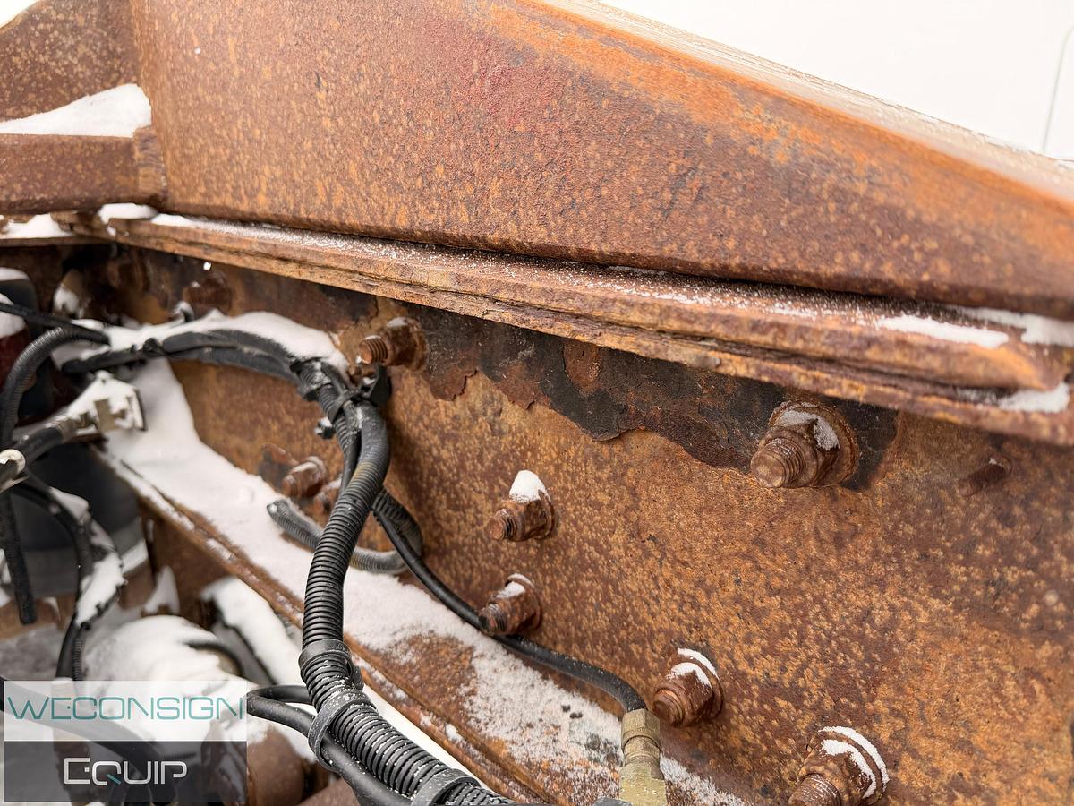 Used 2015 Kenworth T800 Tri Drive Winch Truck