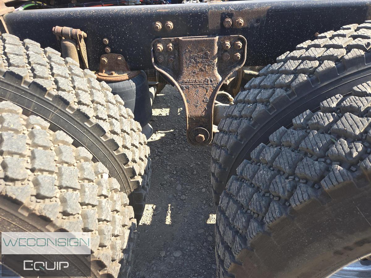 Used 2020 Kenworth T800 Daycab Logging Truck