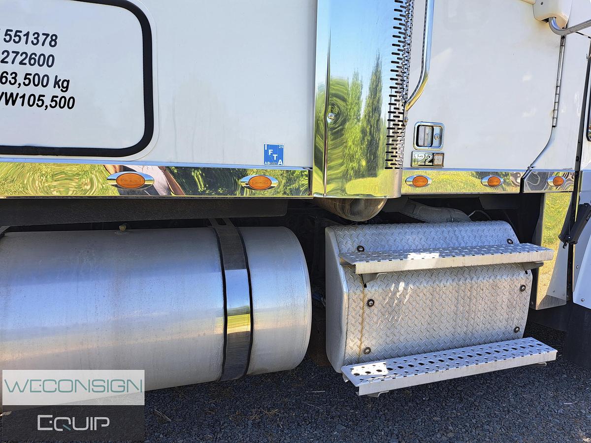 Used 2020 Freightliner Coronado Sleeper Truck Tractor