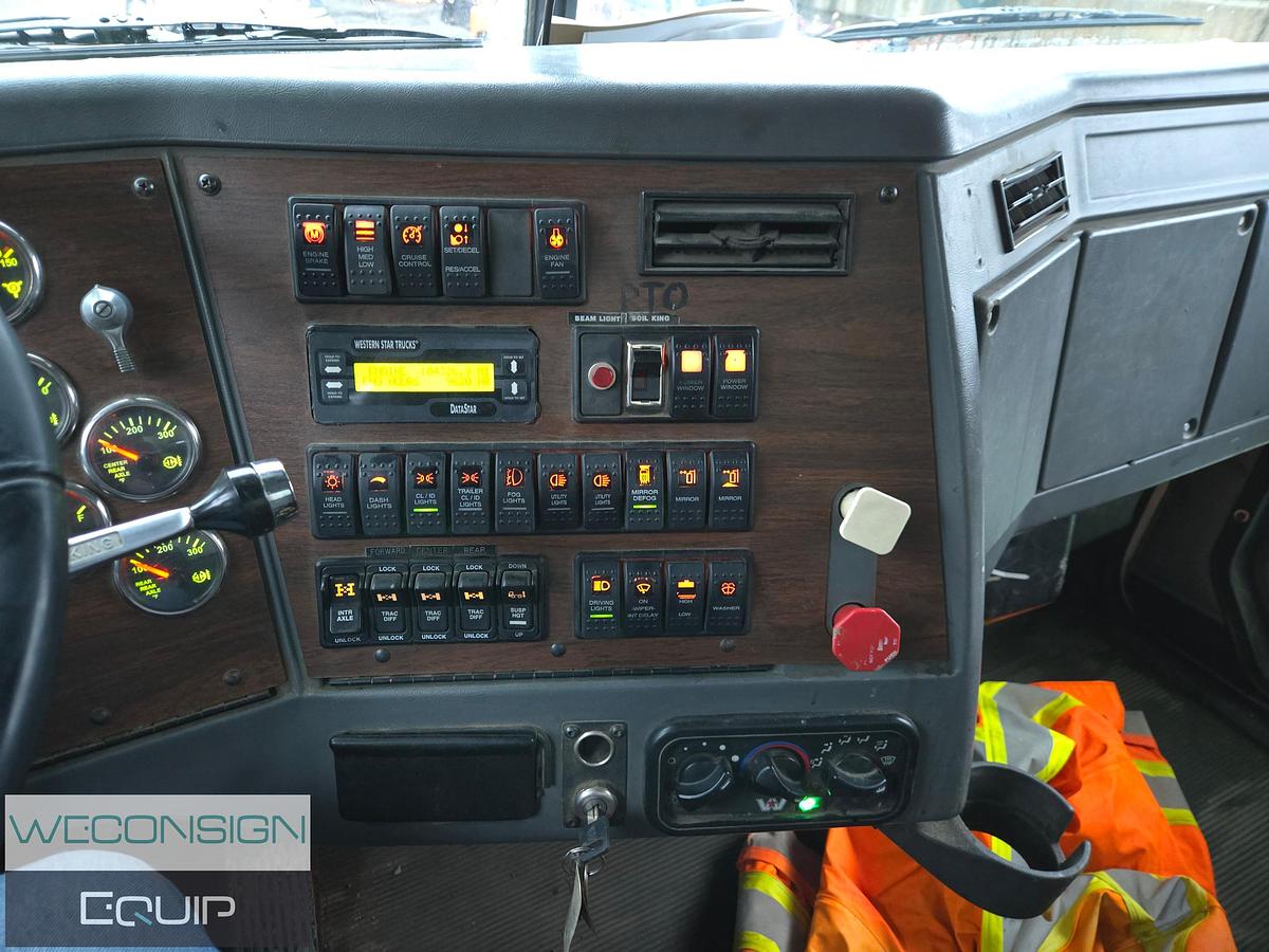 Used 2007 Western Star 4900 Tri Drive Stone Slinger