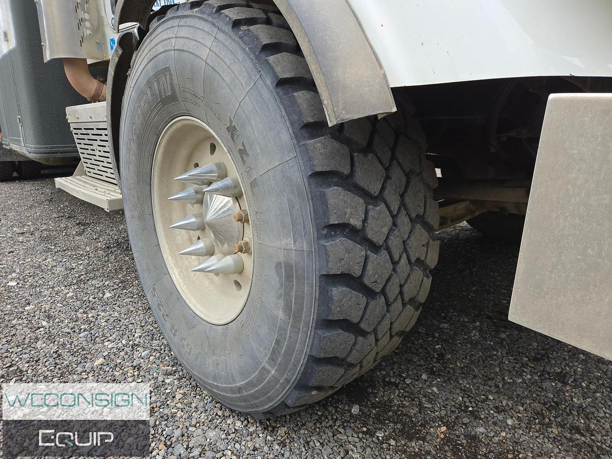 Used 2015 Peterbilt Tri-Axle Hydrovac