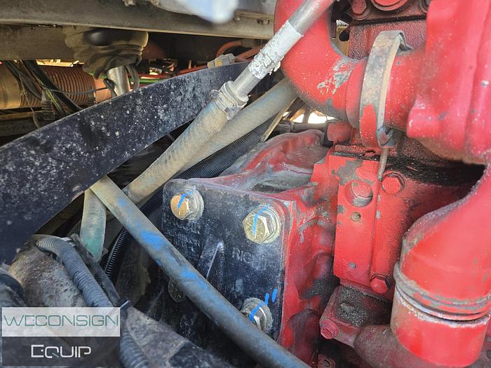 Used 2013 Peterbilt 367 Sleeper Winch Truck