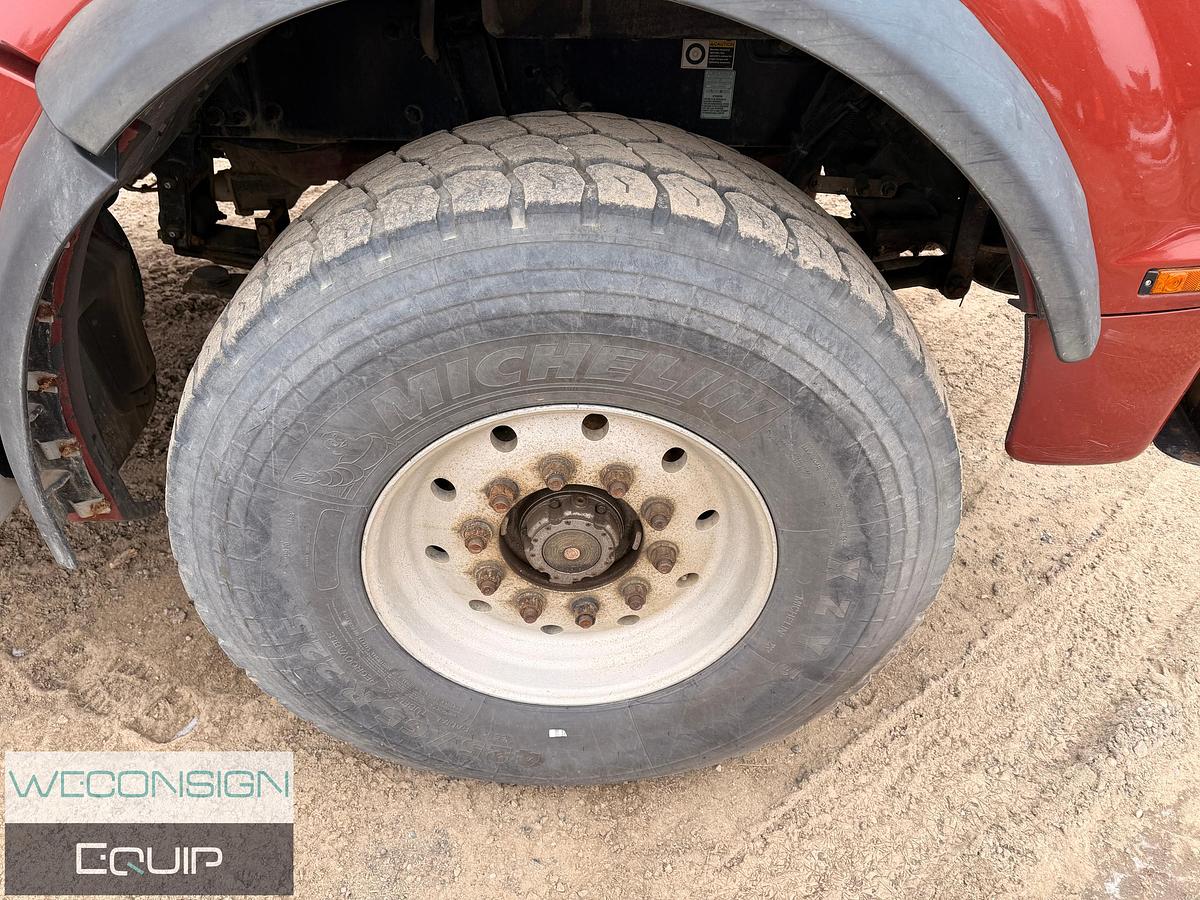 Used 2018 Kenworth T880