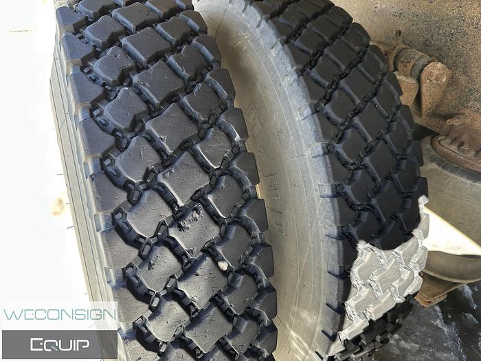 Used 2014 Freightliner Coronado 122SD - #02034