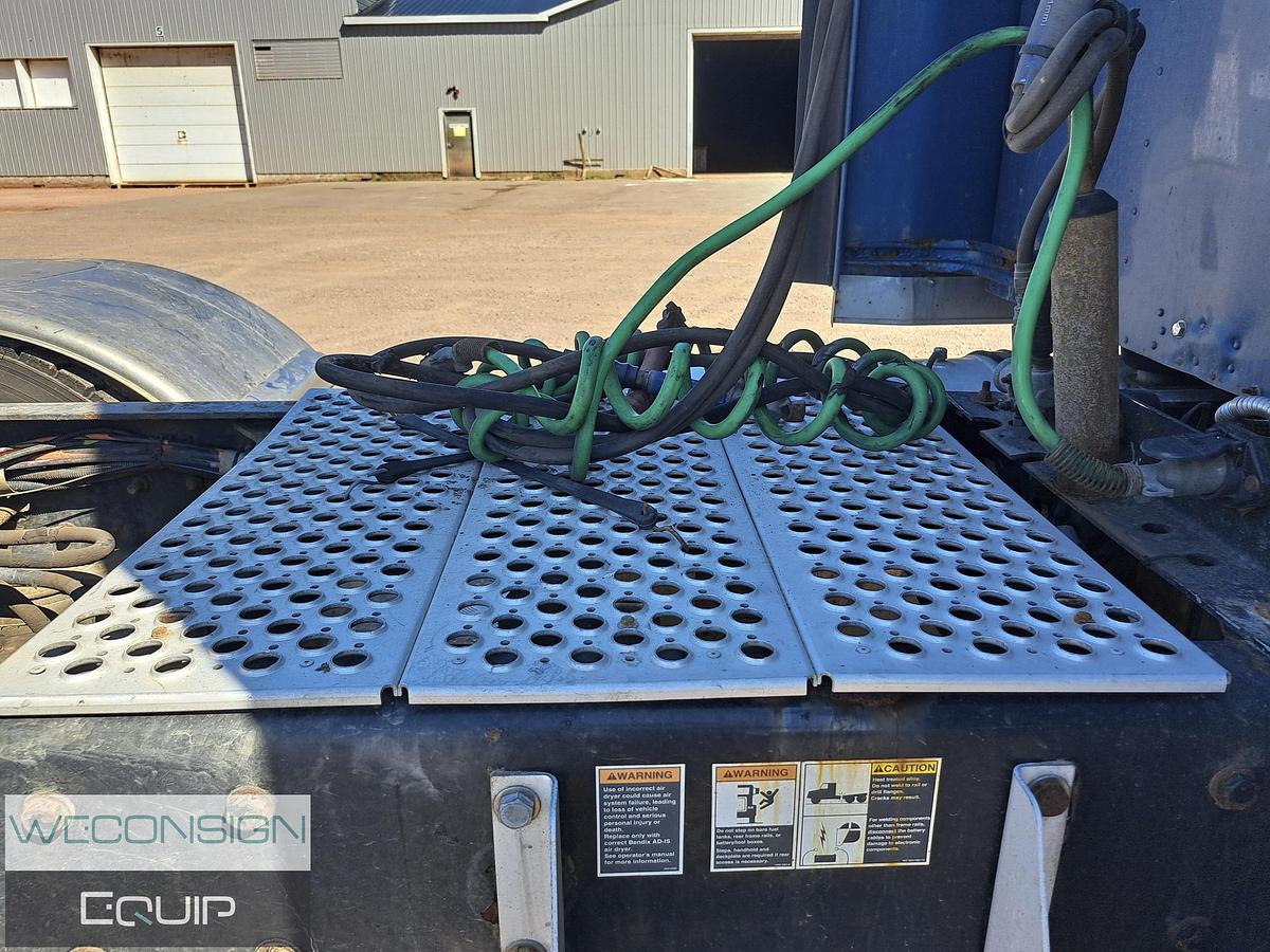 Used 2011 Kenworth T800