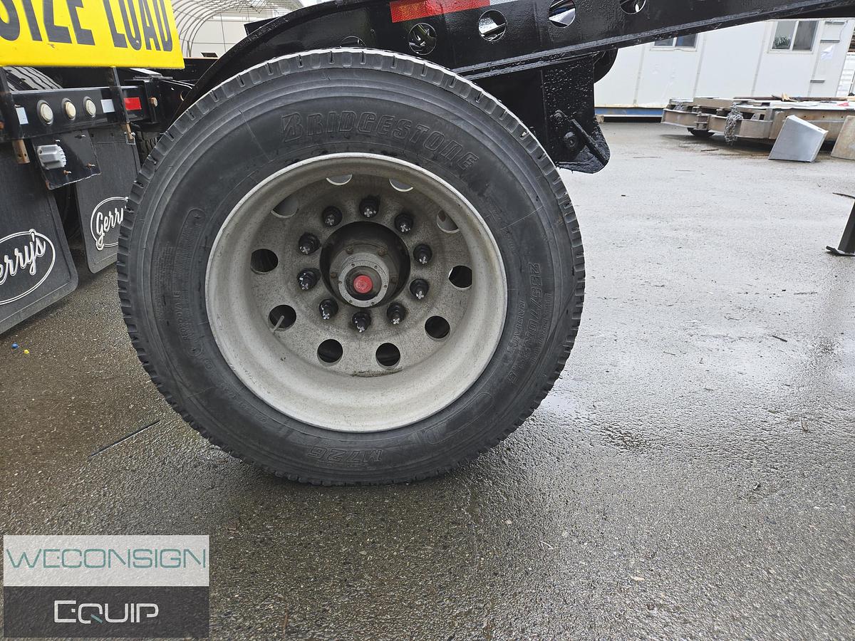 Used 2005 K-Line 60 Ton Lowbed Trailer and Jump Jeep