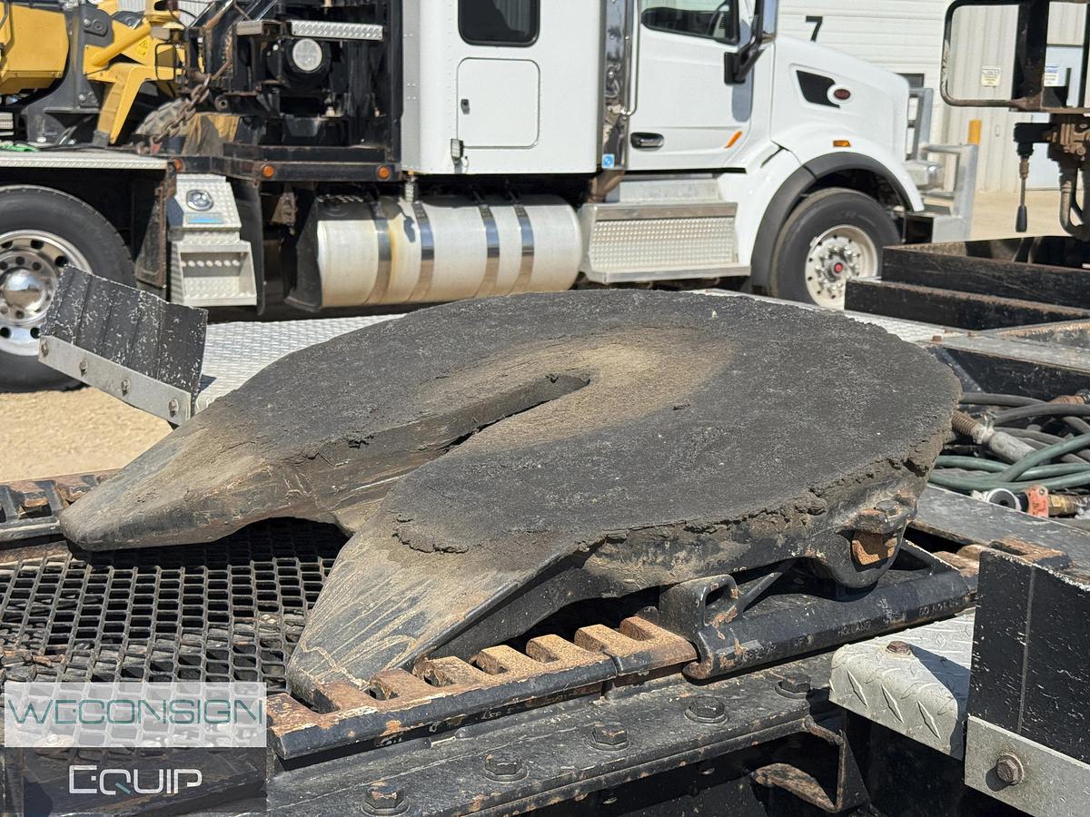 Used 2018 Peterbilt 567