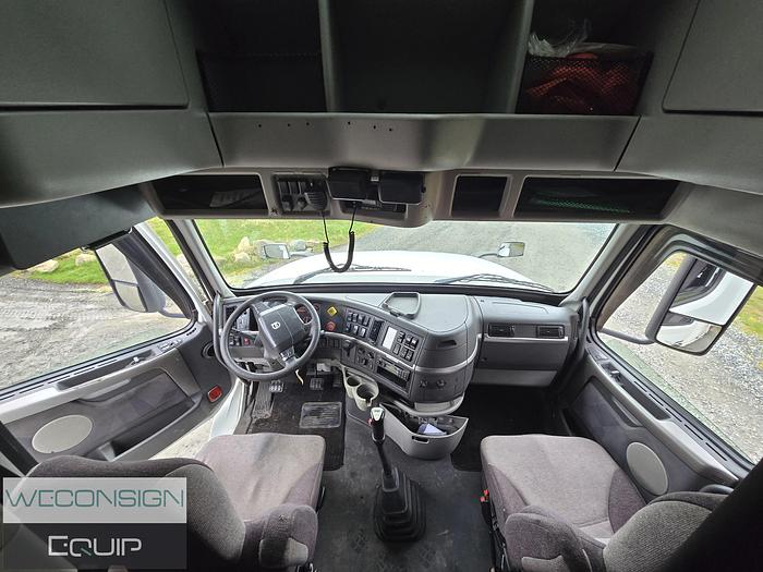 Used 2007 Volvo D12 Wet Kit Truck & Lowboy Trailer