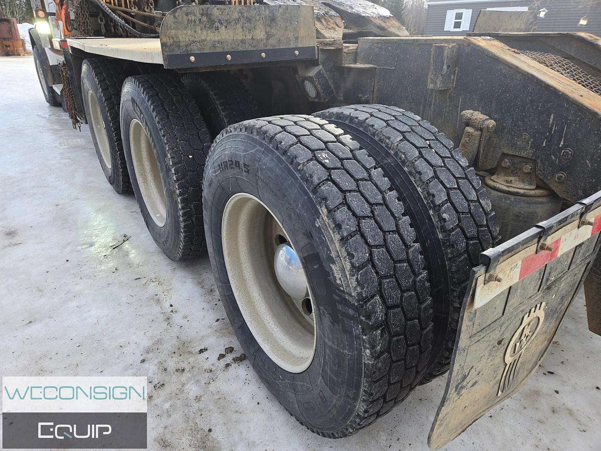 Used 2013 Kenworth T800 Winch Truck