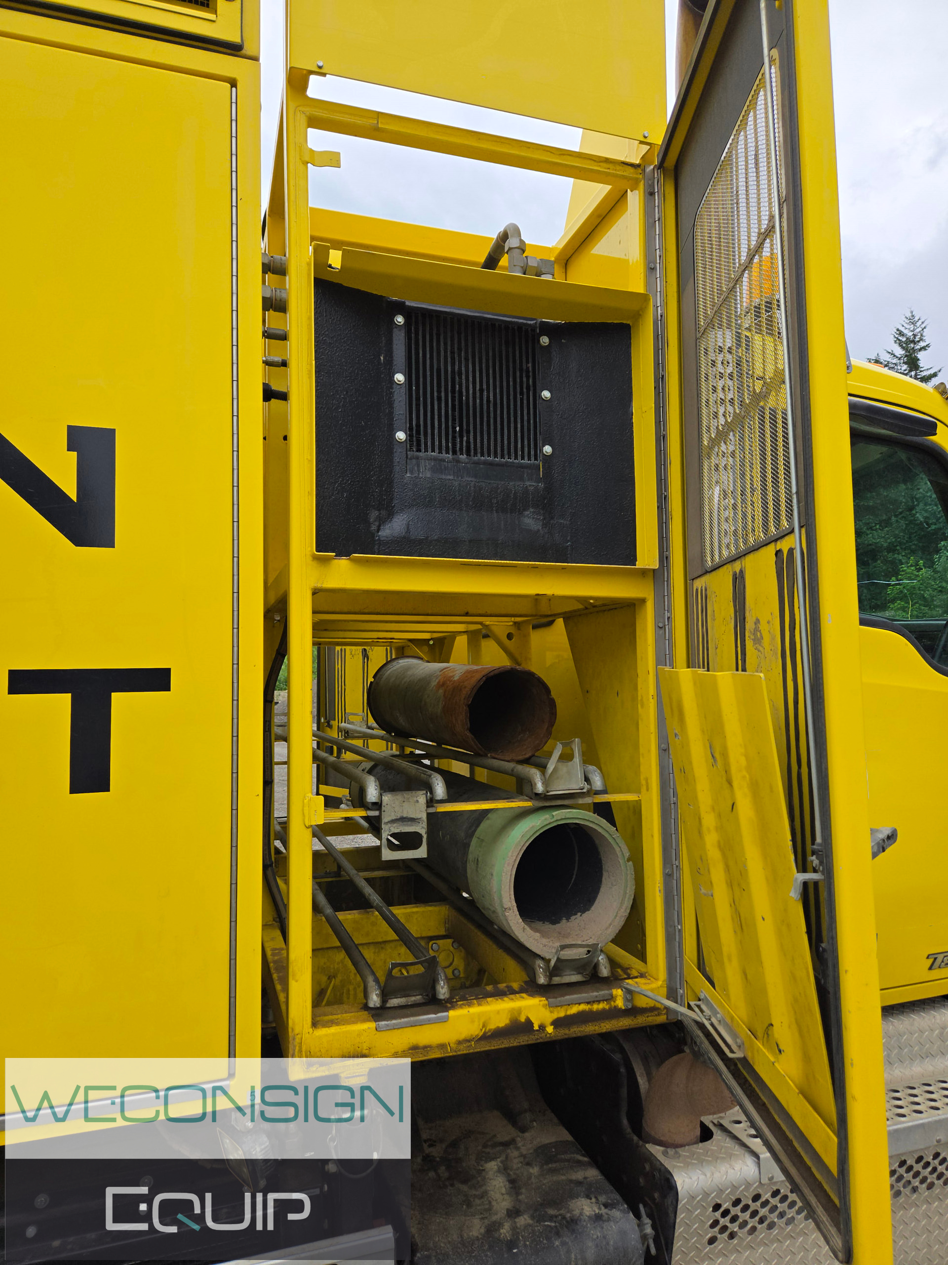 Used 2017 Kenworth T800 Tandem Axle Air Vac