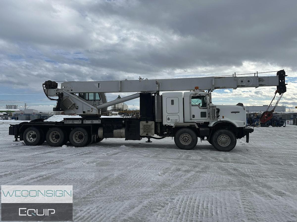 Used 2010 Kenworth C500 45 Ton Boom Truck