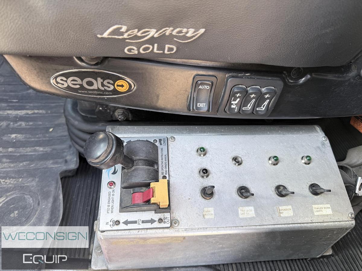 Used 2007 Kenworth T800 Wet Kit Tractor