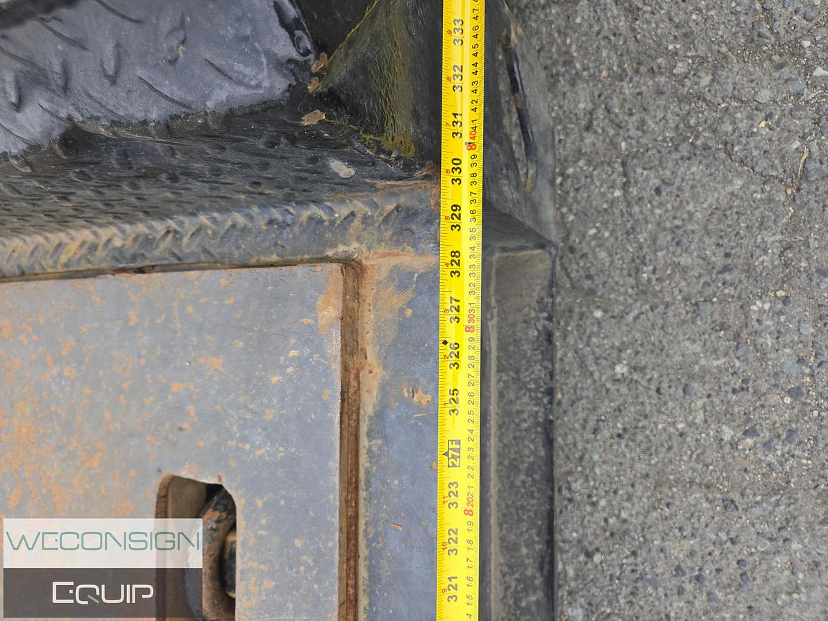 Used 2011 XL Tri-Axle RGN Lowbed