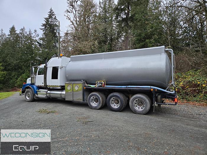 Used 2011 Western Star 4900SA Tri Drive Water Truck
