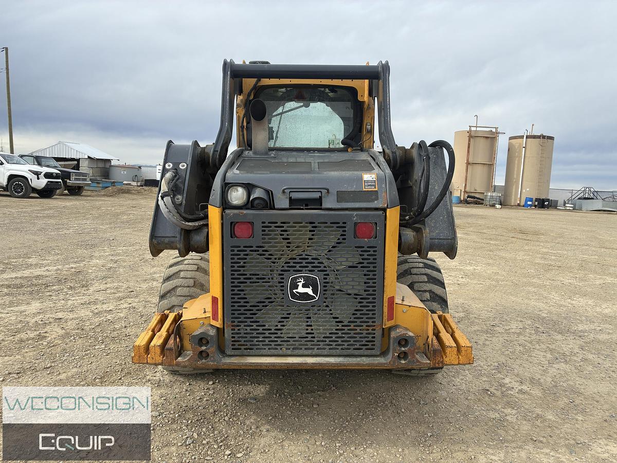 Used John Deere 324G Skid