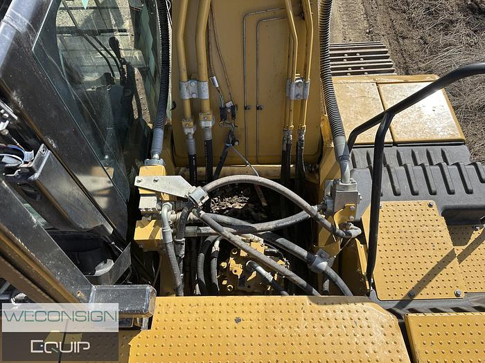 Used 2019 CAT 330