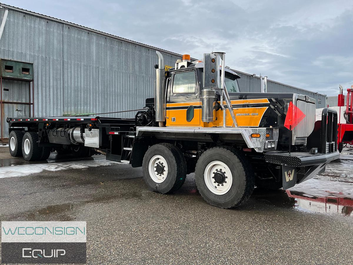 Used 2007 Western Star 6900XD 8x8 Bed Truck