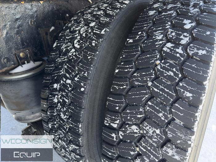 Used 2004 Kenworth T800 36Ton Knuckle Picker