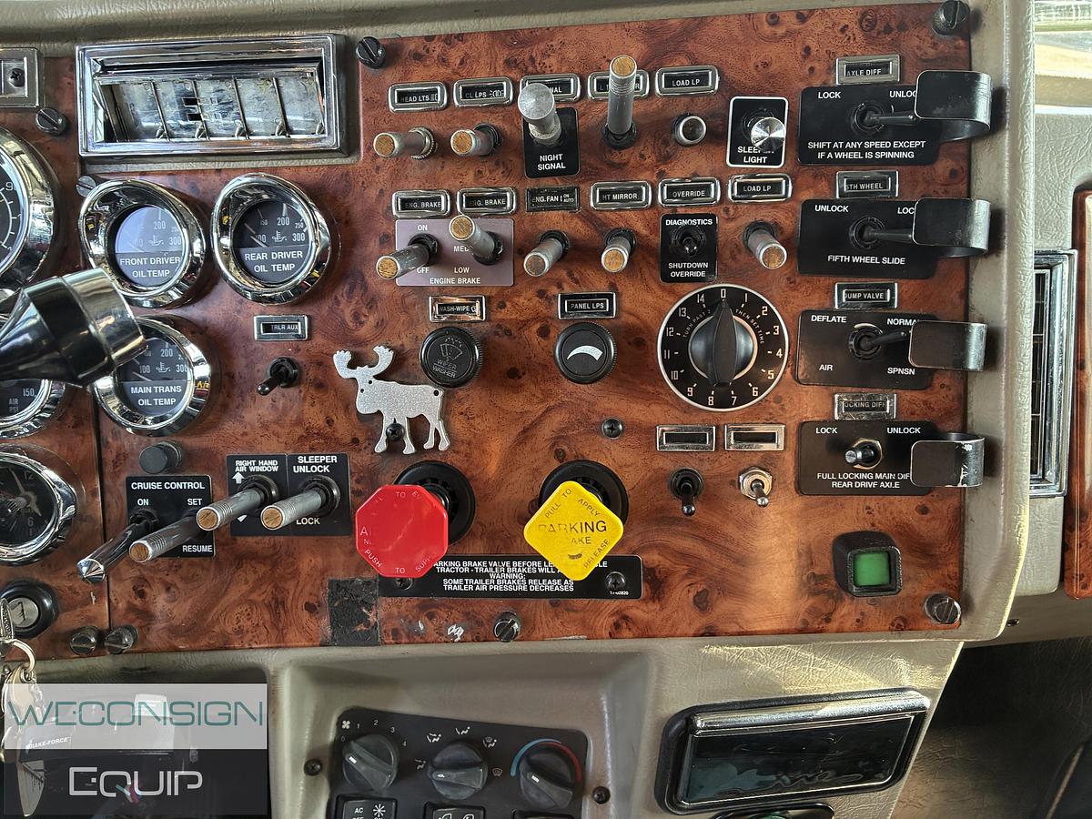 Used 2000 Peterbilt 389