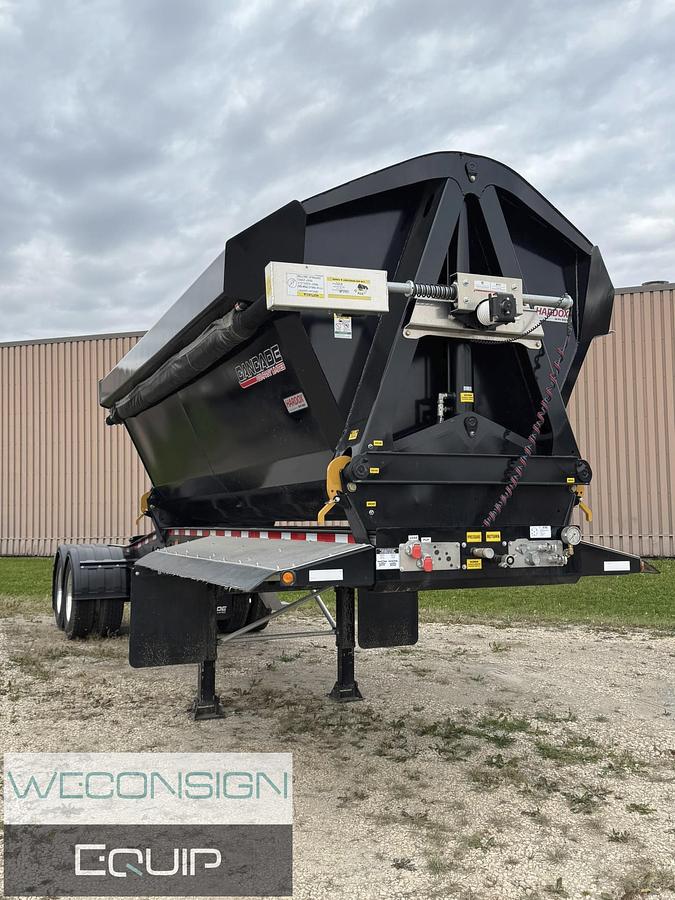 Used Cancade Side Dump